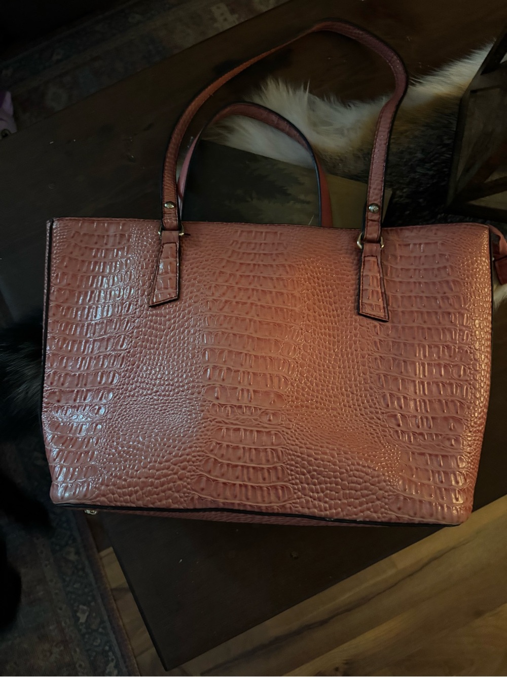 Women's Croc-Embossed Tote Bag in Mauve Brown